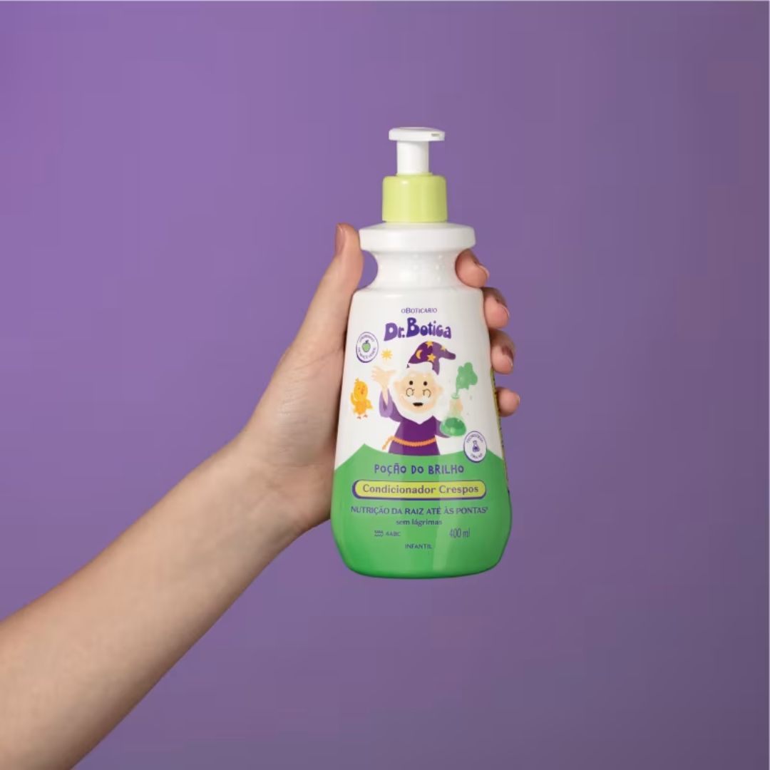 CONDICIONADOR INFANTIL CABELOS CRESPOS 4 ABC DR.BOTICA PO��O DO BRILHO 400ML